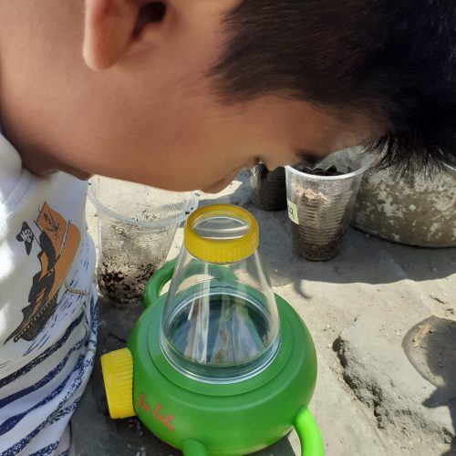 La primera y tercera